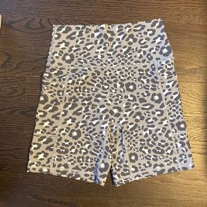 Aerie Animal Print Gray and White Bike Shorts NWOT